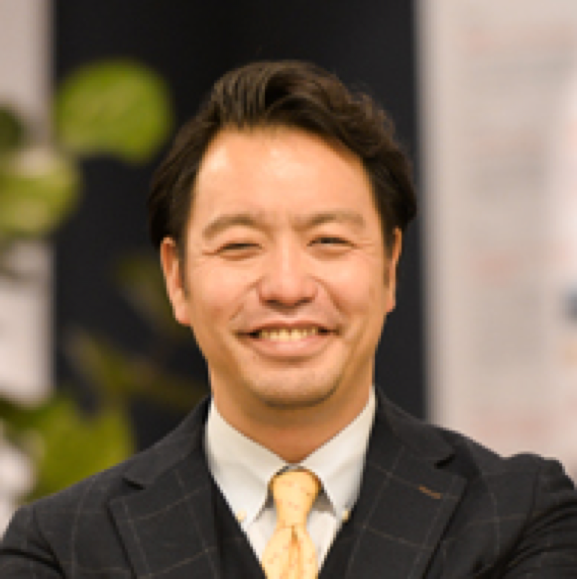 役員紹介 株式会社ビースタイル ホールディングス 役員紹介 株式会社ビースタイル ホールディングス